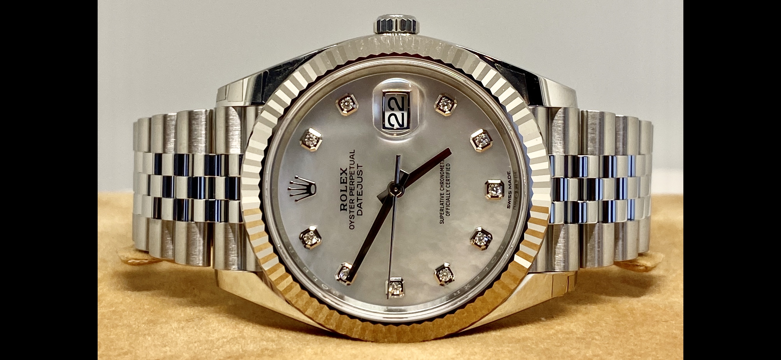 rolex datejust 41 mother of pearl